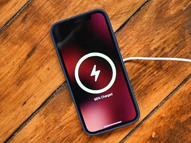 博乐苹果手机维修分享iPhone 12可以随便充电吗 